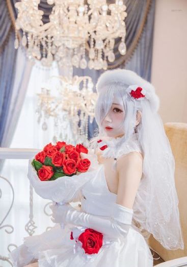 年轻妈妈四